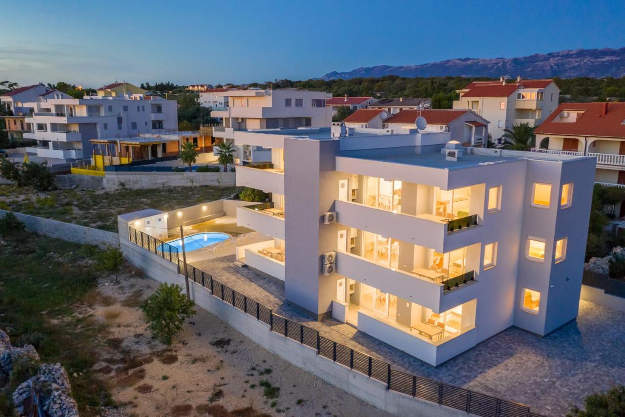 Villa Lena Luxury Apartments Novalja Exterior photo