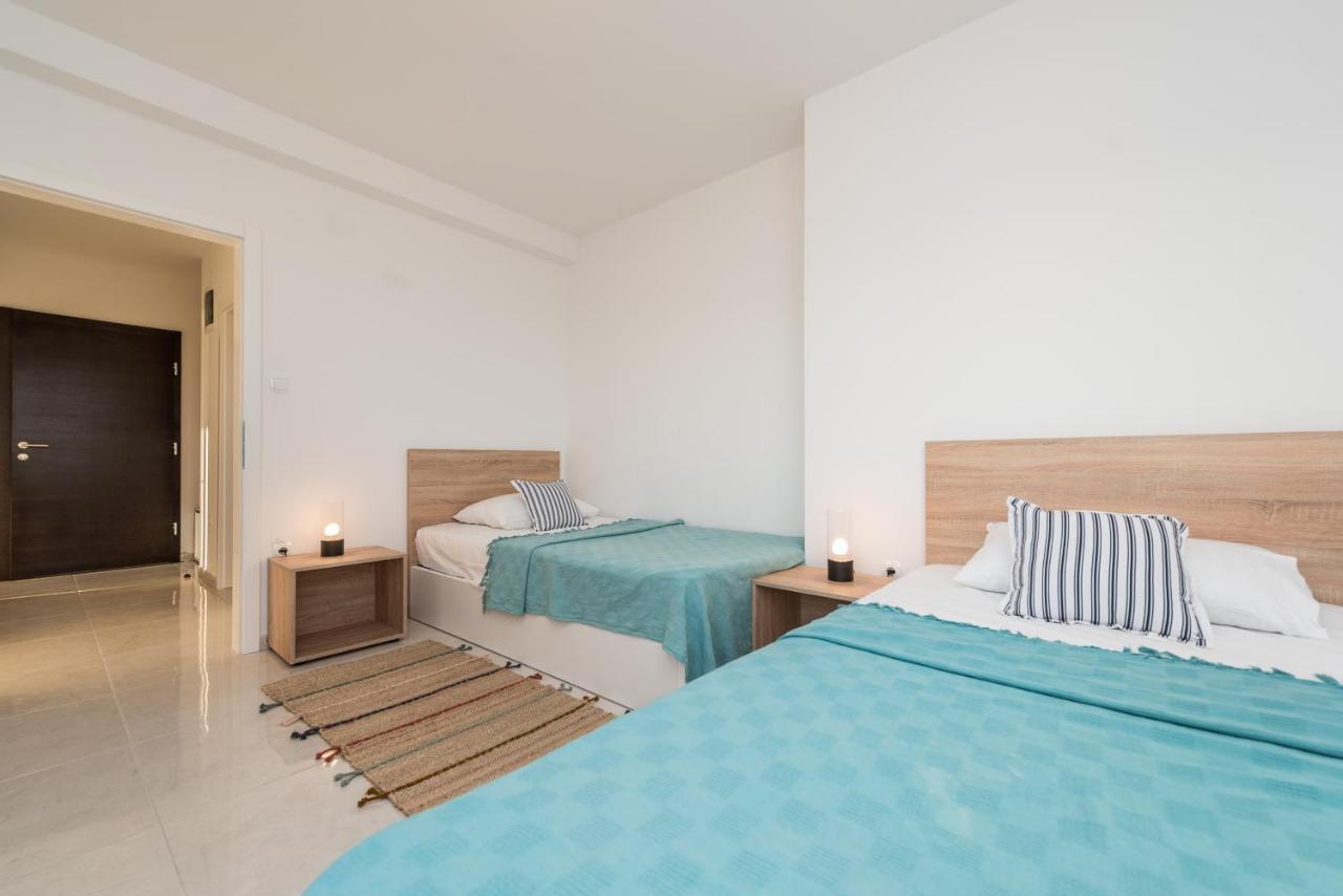 Villa Lena Luxury Apartments Novalja Exterior photo